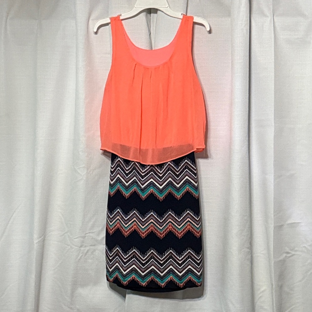 Rue21 Black and White Textured Top